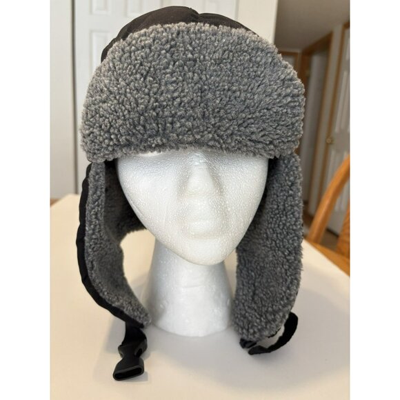 BioDomes Black Microfiber Trapper Hat with Faux Fur Lining – Warm Winter Cap - Picture 4 of 6